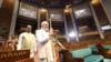 بھارت کی نئی پارلیمنٹ میں نصب ہونے والے 'سنگول' پر تنازع 