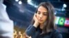 شطرنج کے بین الاقوامی مقابلے میں ایرانی خاتون کھلاڑی کی بلاحجاب شرکت