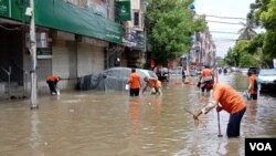 شدید بارش کے بعد کراچی شہر کا ایک شہری علاقہ