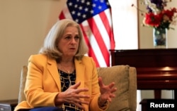 بغداد میں امریکی سفیر الینا رومانوسکی۔